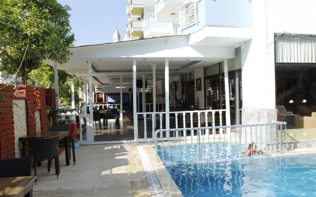 Moonlight Hotel