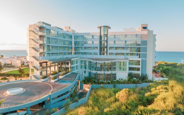 Nissiblu Beach Resort