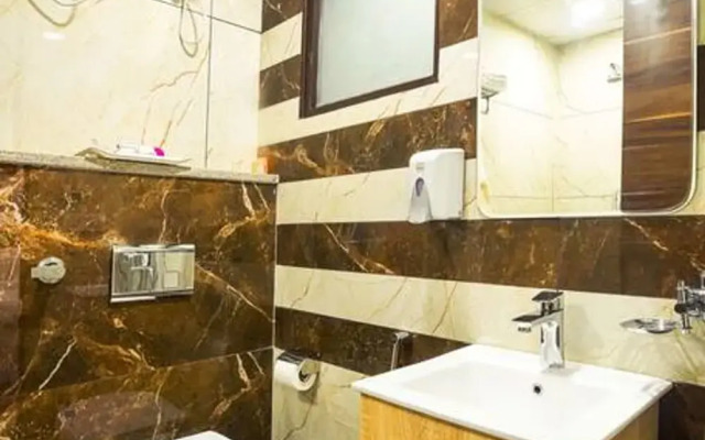 Studio Serviced Apartment With Gym Patio