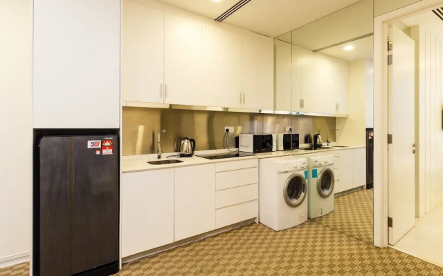 OYO Home 543 Elegant 2BR Binjai 8 Suite