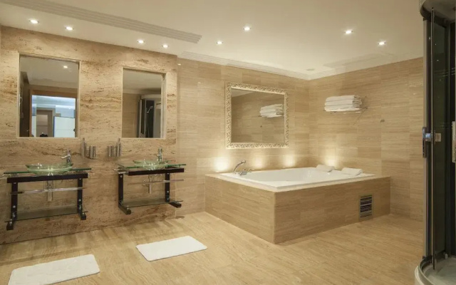 Villa Issabella Marbella, Elviria