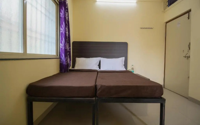 Shree Gajanan by OYO Rooms