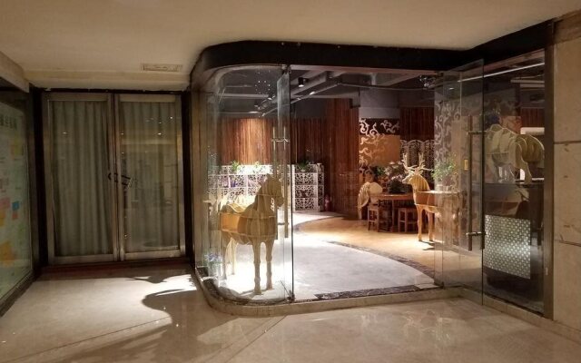 Taitian Hotel