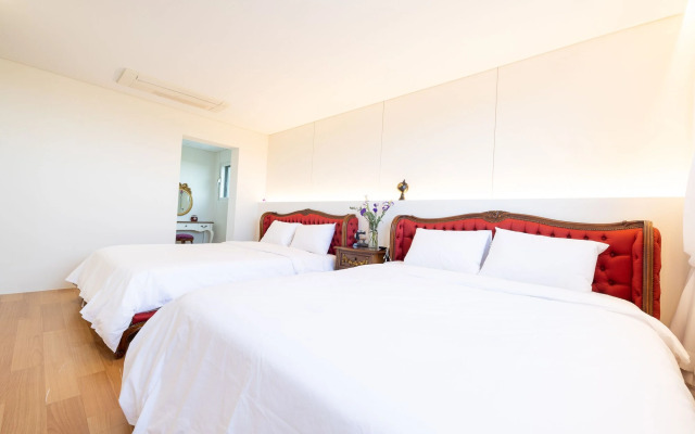 Jeju Bunker Hotel and Resort