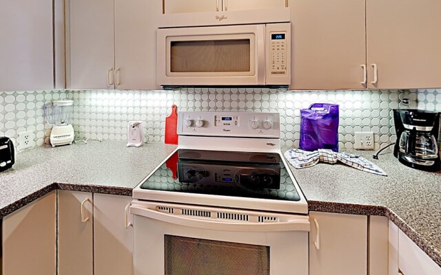 Laurel Court #205