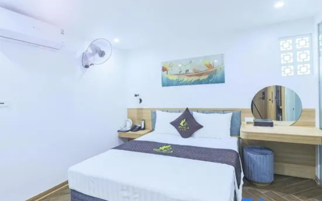 One Villa 4 Hotel – Guest Rooms – Hanoi