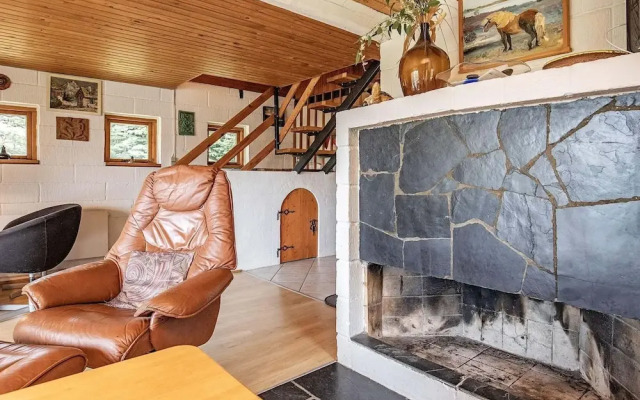 10 Person Holiday Home in Fur
