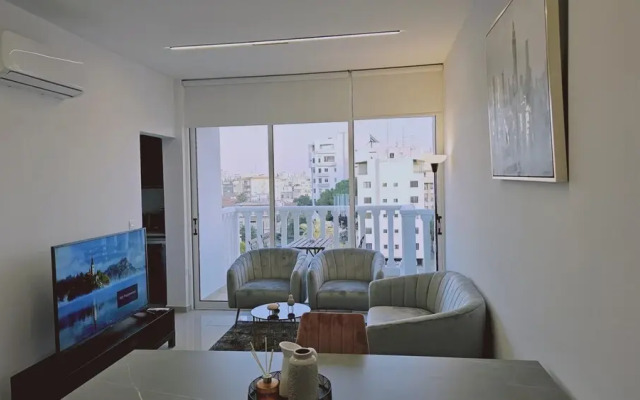 104 NIC - 403 Stay Cosmo City Suite