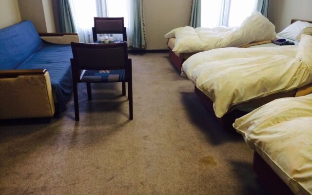 Nari Aizu Lodge