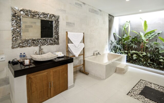 Sandi Agung Villa Bidadari