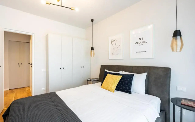 Superb City View - Bright & Stylish - 2BR