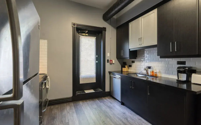 Applewood Suites - West Queen West Loft