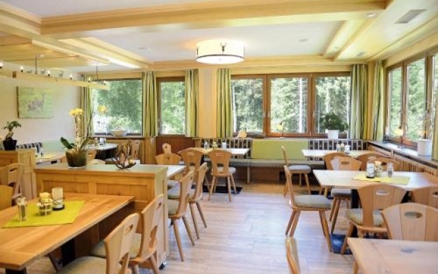 Landgasthof Sonne Im Aischfeld