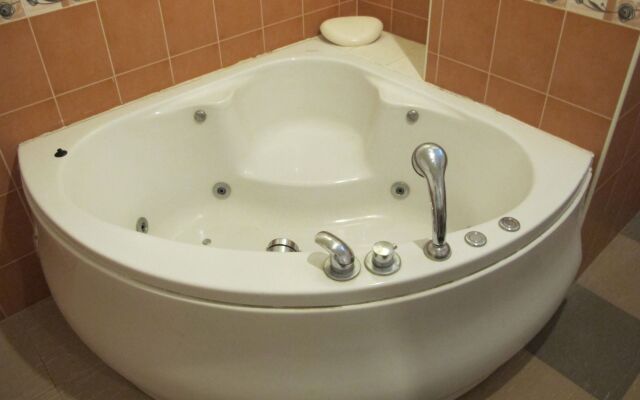 Chateau Vista Serviced apartment