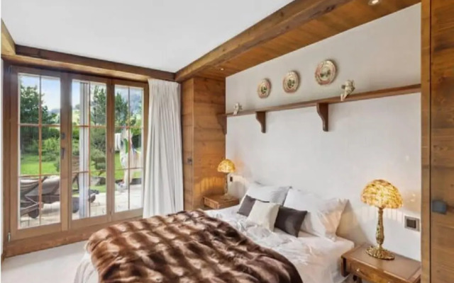 7-bedroom Chalet With Private Pool