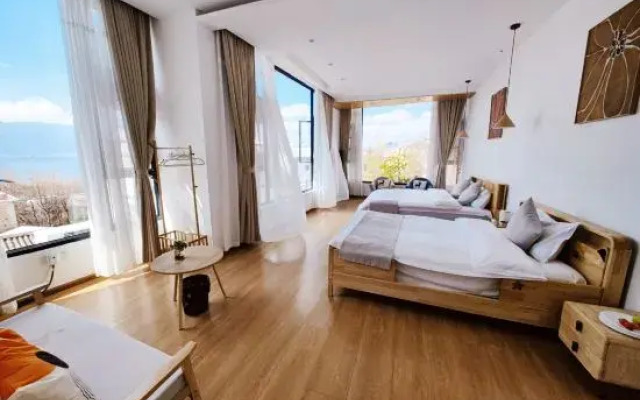 Dali NaLu Bay Homestay