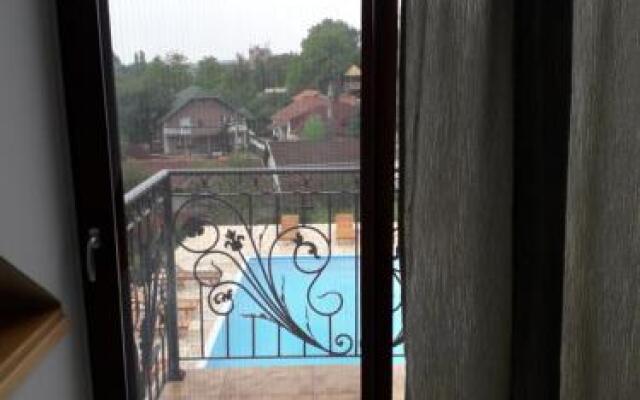 Apartments Sunčani Breg Vrdnik
