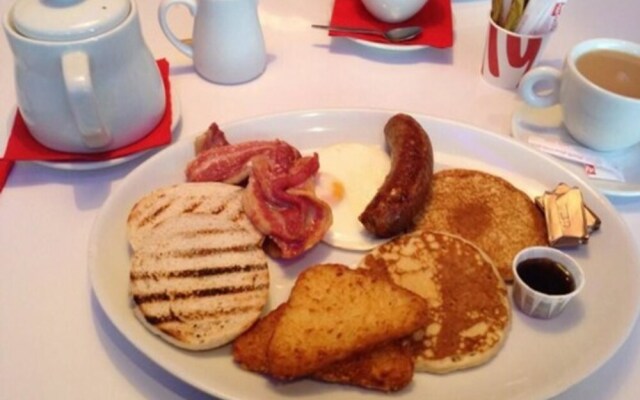 7hotel Diner