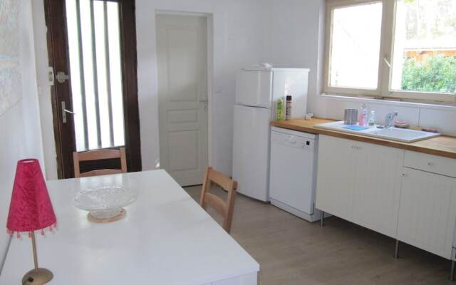 La Maison des Rosiers