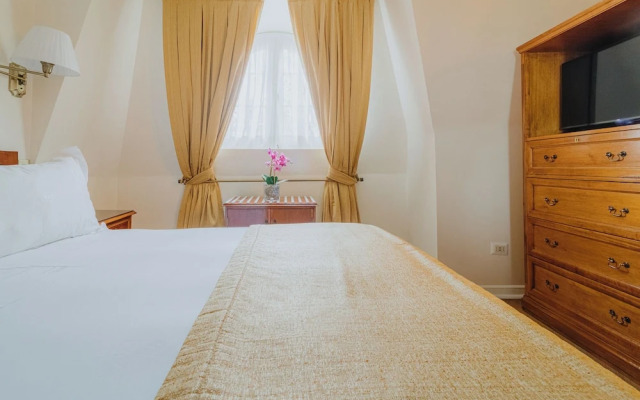 Orly Suites