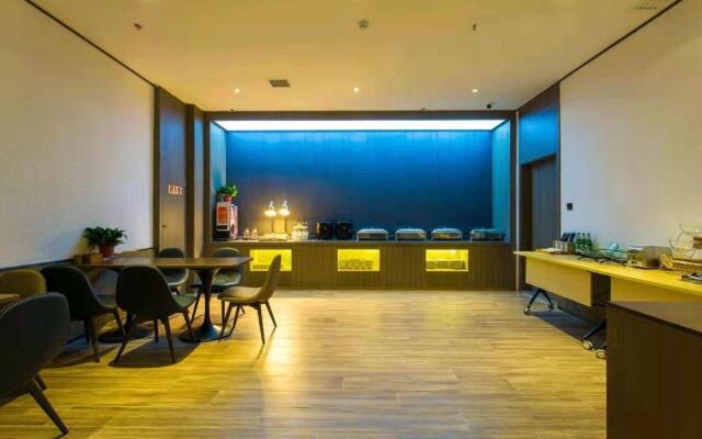 Hanting Hotel Xian Changqing Road Metro Station