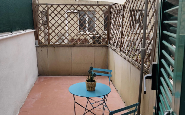 Vista sul carruggio, centro storico di Chiavari