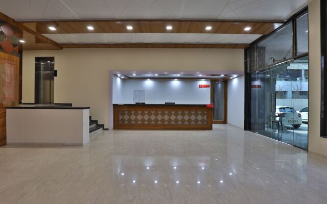 OYO 11543 Hotel Panchsheel