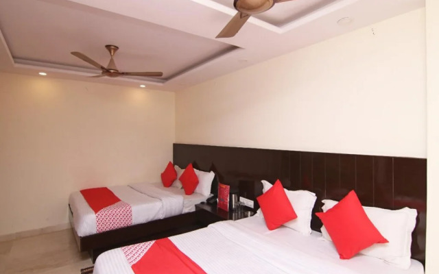 Gaurav Guest House by OYO