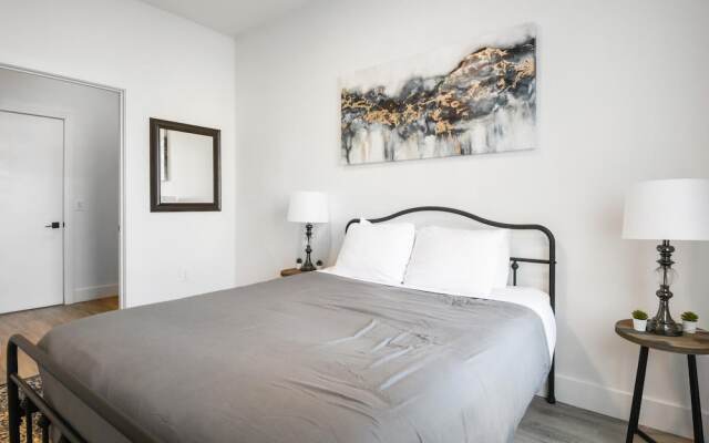 Luxury 1BR 30 Mins to Manhattan Evonify