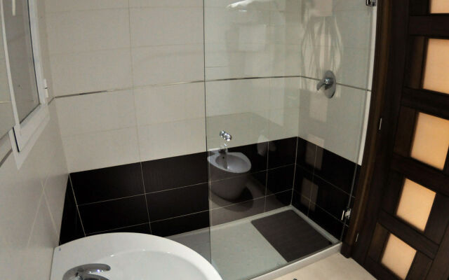 Mnar Castle Apartments