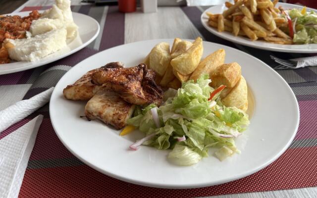 Hemak Suites