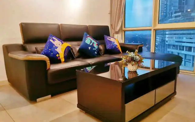 Legoland -5min walk@Spacious Happy Travel Family Suite at Afiniti Residency with Bathub-8pax(Max) – Guest Rooms – Iskandar Puteri