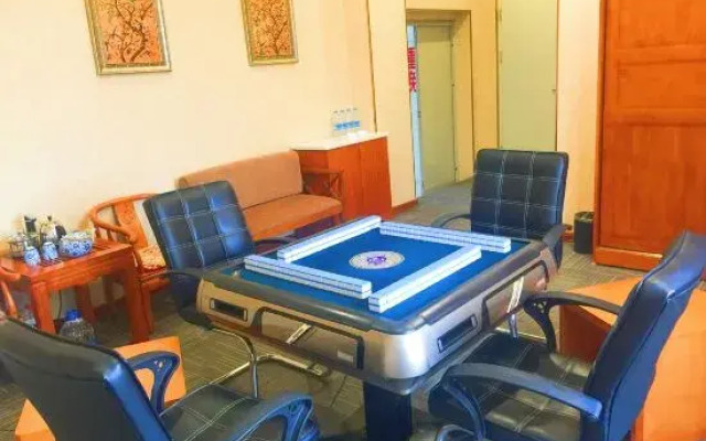 Jingzhi Hotel (Shenyang Beiling Park COFCO Plaza)
