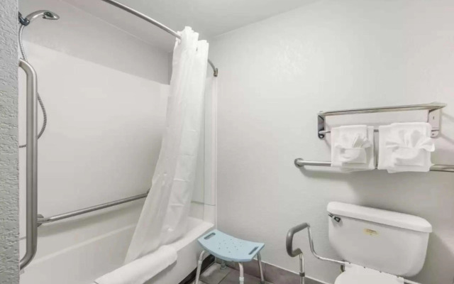 Sonesta Essential Des Moines