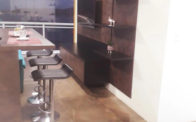 Maravilhoso Apto Vista Mar Jacuzzi Wi Fi Pé Areia