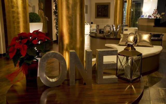 OneMhotel
