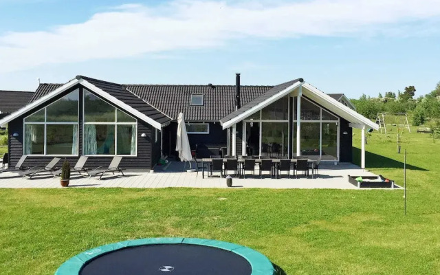 Pleasant Holiday Home in Vaggerlose near Sea