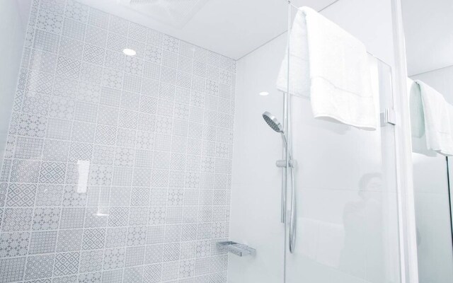 E10 Darling Harbour 2 BDR APT