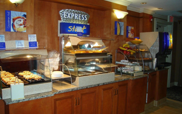 Holiday Inn Express Hotel & Suites Birmingham-Irondale(East) by IHG