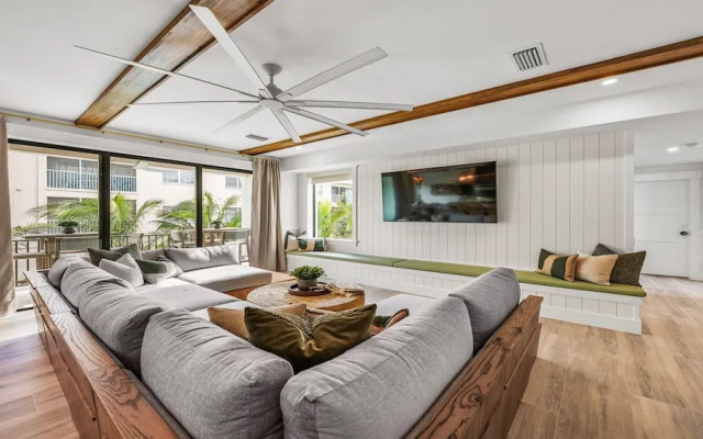 Golden Set in Siesta Key