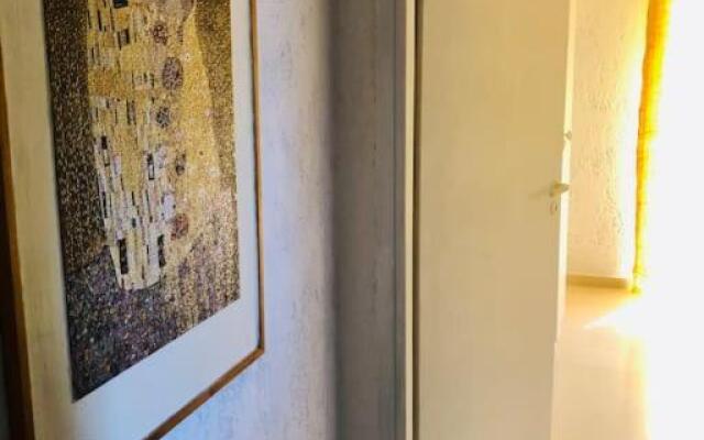 ΝΙRΑSΤΕRΟ - The house in the trees