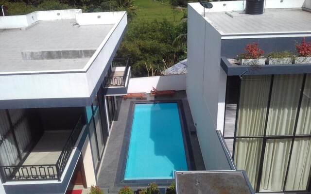 Royal Mansions Grand Luxury Villas