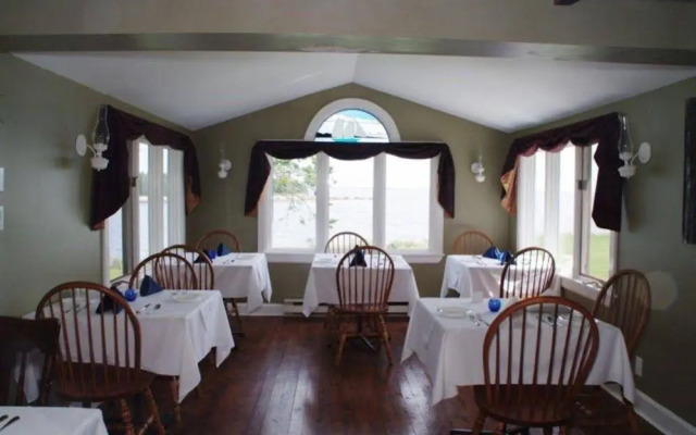 Seawind Landing Country Inn