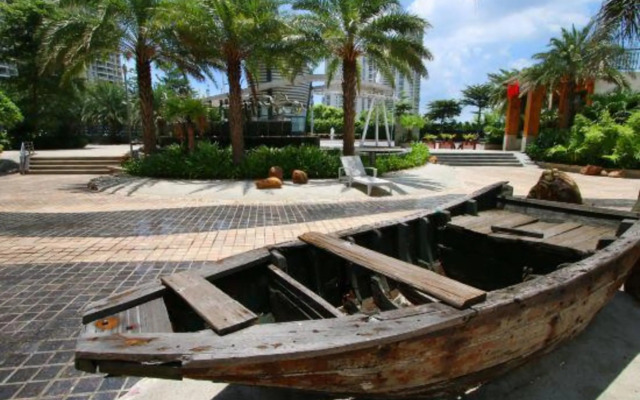 Beautiful Beach Holiday Hotel