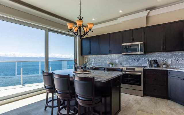 SookePoint Ocean Cottage Resort