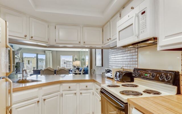 Inlet Reef 617 2 Bedroom Condo by RedAwning