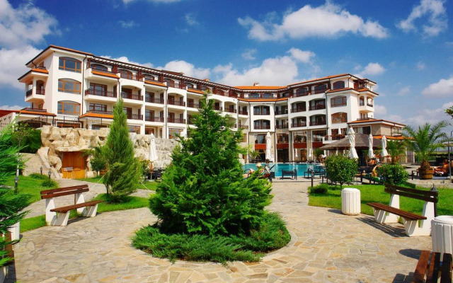 The Vineyards Resort