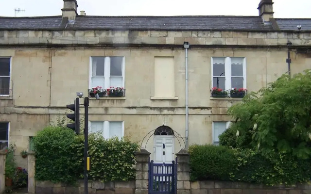Stunning Georgian Spacious Apartment Central Bath