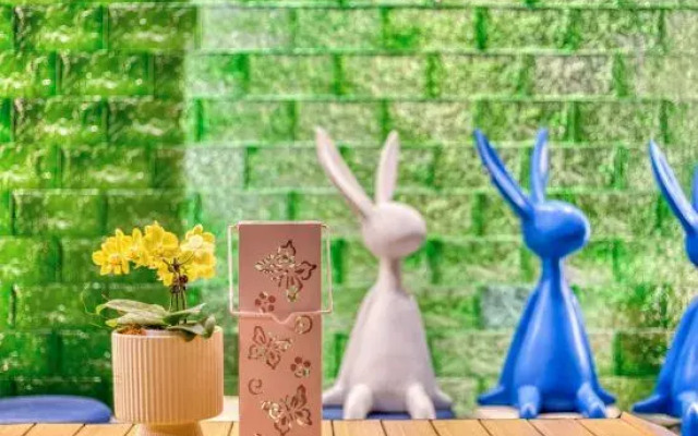 Tongxiang Wanxianghui Chengxin Yaju Hotel(Yongli Plaza Store)