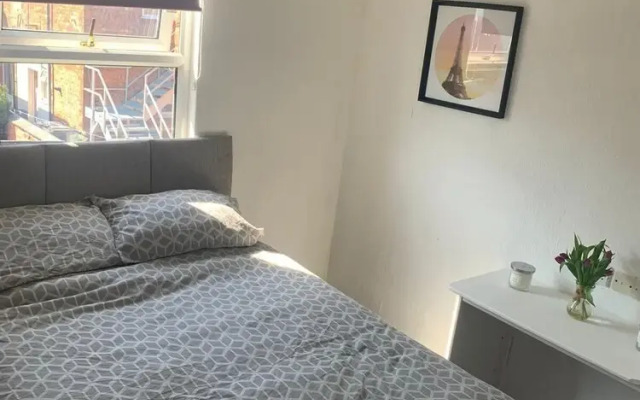 Charming Crewe Room